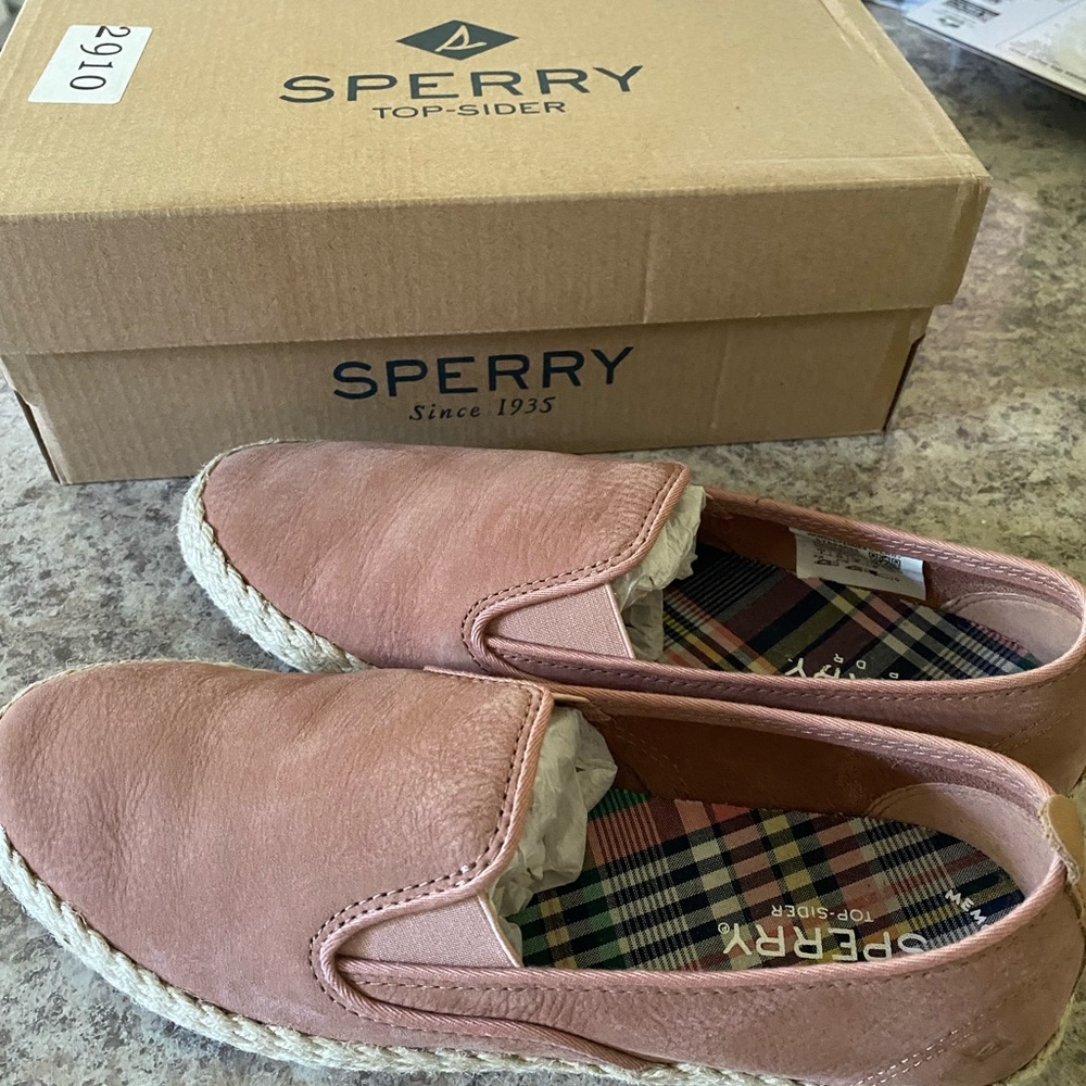 Women's size 6 Sperry topsider sailor twin/ gore leather/ blush espadrilles